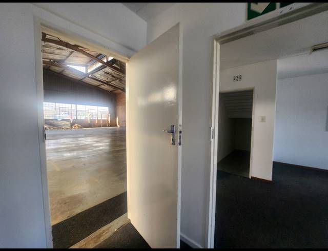 450M² WAREHOUSE TO LET IN ALLANDALE